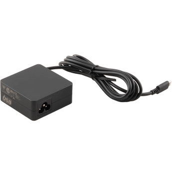 Schrägansicht des schwarzen XMG/SCHENKER USB-C-Netzteils mit 65 Watt inklusive Netzkabel und USB-C-Stecker.