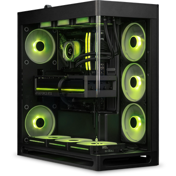 Schrägansicht des XMG TRINITY X - AMD Gaming-PCs mit gläsernem Gehäuse, neongelb leuchtenden RGB-Lüftern und sichtbarer High-End-Hardware.