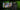 High-End Gaming-PC, Monitor mit laufendem Videospiel und Gaming-Maus vor grünem Hintergrund.