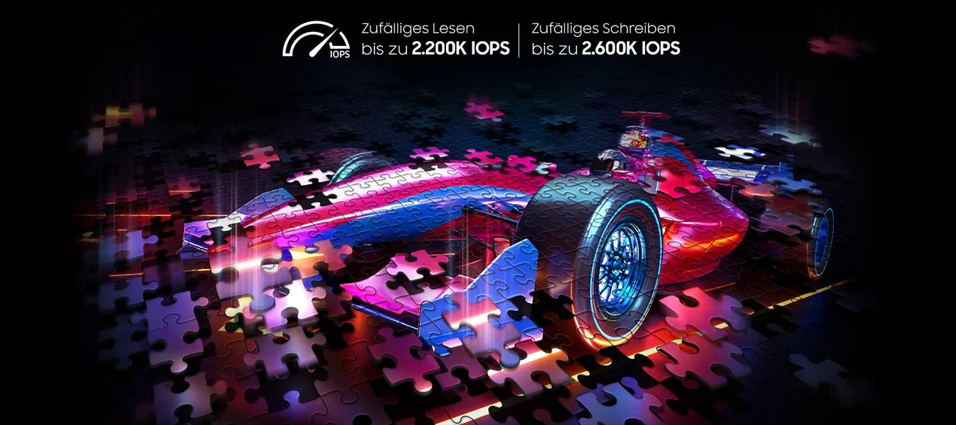 Formel-1-Rennwagen aus Puzzle-Teilen in Neonfarben mit SSD Performance-Daten für schnelles Lesen und Schreiben