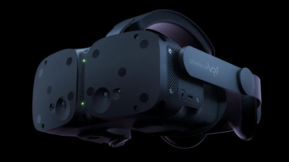 Somnium VR1 High-End-VR-Headset in mattschwarzem Design vor dunklem Hintergrund