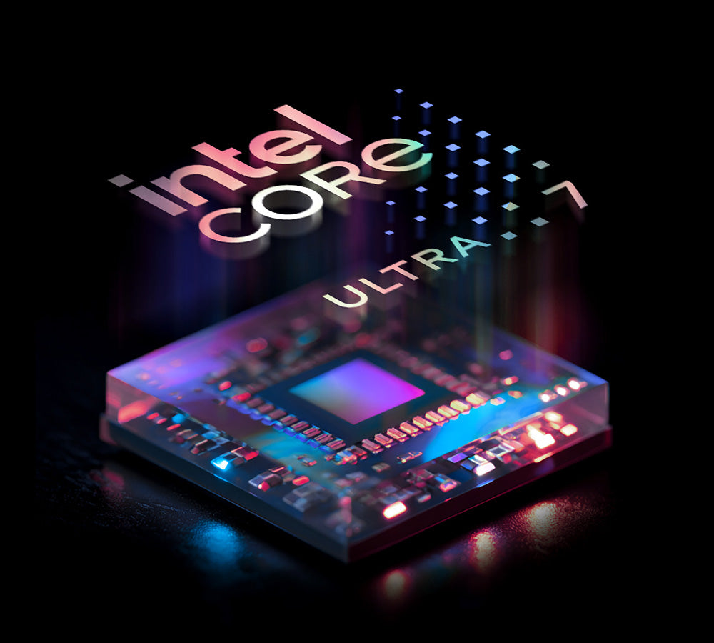Intel Core Ultra 7 Prozessor mit holografischem Schriftzug auf schwarzem Hintergrund.