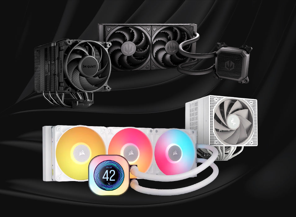 Verschiedene High-End CPU-Kühler und Wasserkühlungen in Schwarz und Weiß vor dunklem Hintergrund