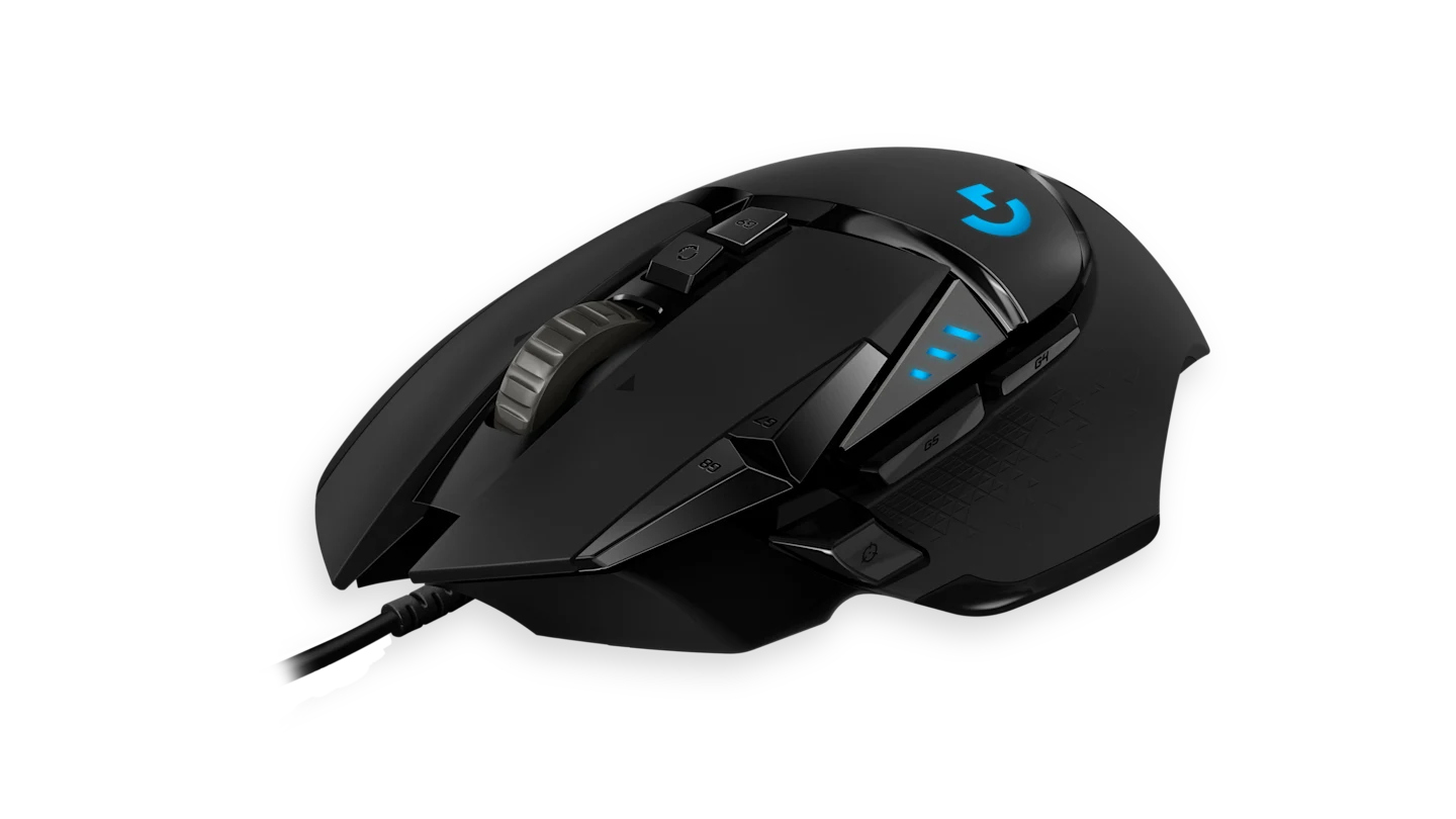Schwarze Logitech G Gaming-Maus mit blauer LED-Beleuchtung, Scrollrad und programmierbaren Tasten auf weißem Hintergrund