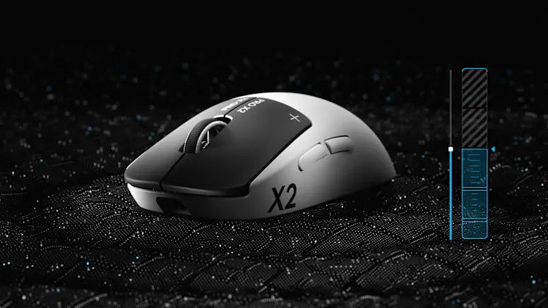 Kabellose X2 Gaming-Maus in Schwarz und Weiß auf strukturierter Oberfläche mit DPI-Skala rechts.